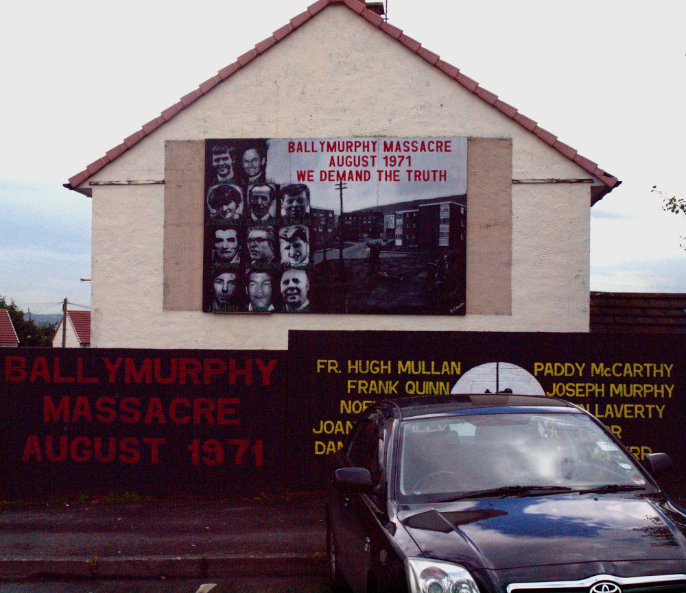 NI: Ballymurphy families 'vindicated' after coroner rules all 10 victims were entirely innocent