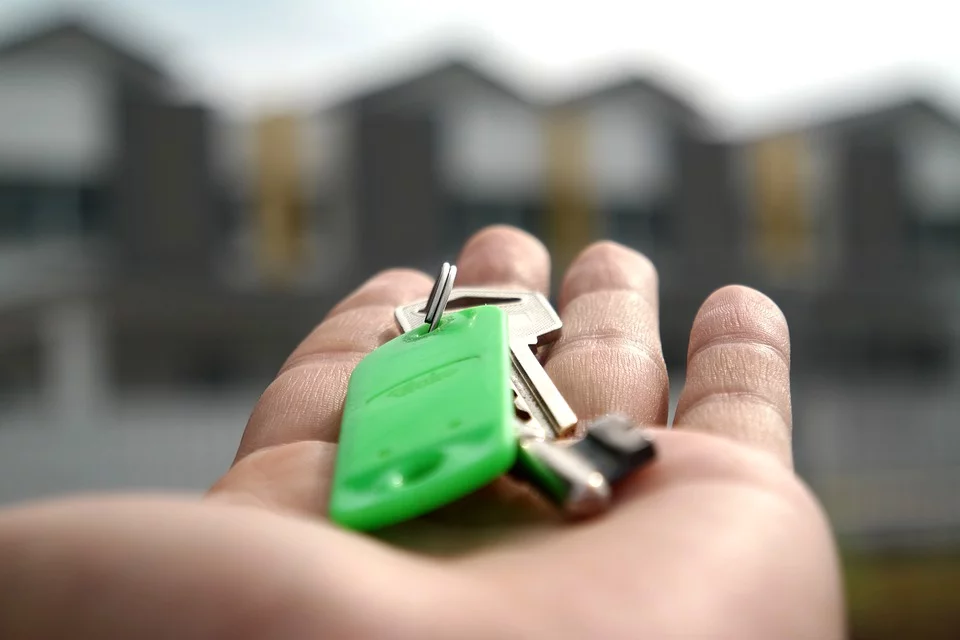 Northern Ireland: Solicitors welcome re-opening of housing market today