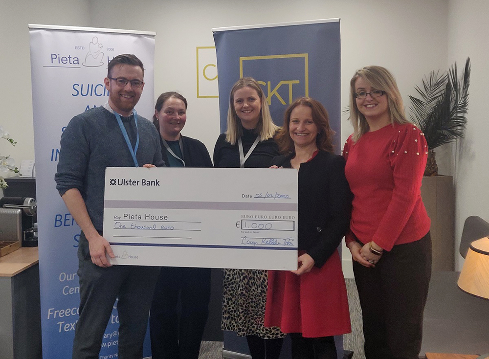 #InPictures: Comyn Kelleher Tobin presents €1,000 to Pieta House