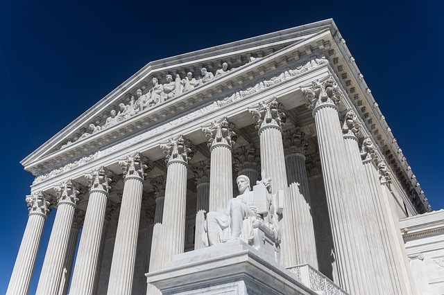 US: Supreme Court protects access to abortion pills