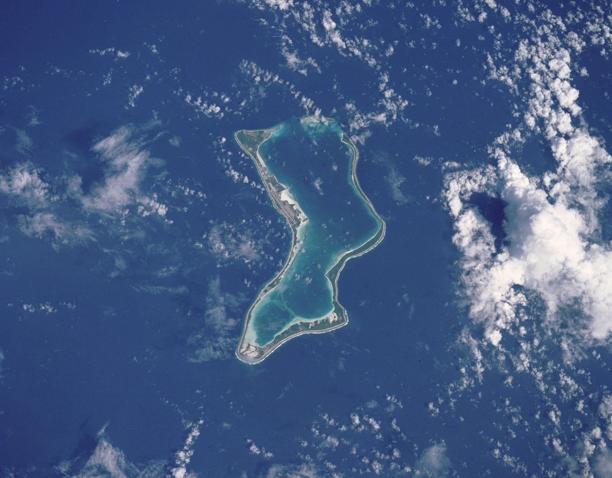 Asylum seekers unlawfully detained on Chagos Islands