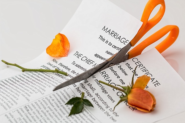 Nearly 4,000 applications for divorce in 2018