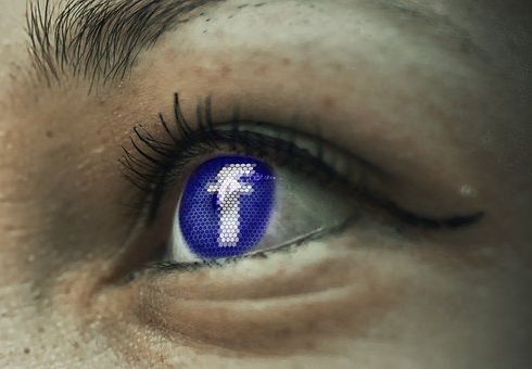 Facebook removes news from Australian feeds in response to proposed law