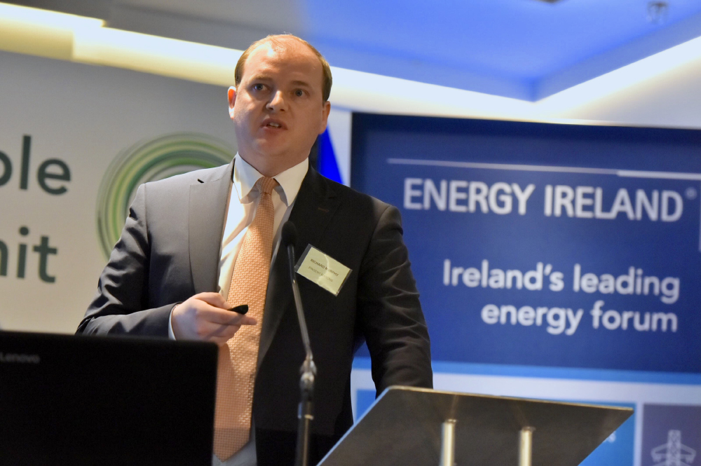 Energy lawyer calls for clarification on proposed support scheme for renewable energy