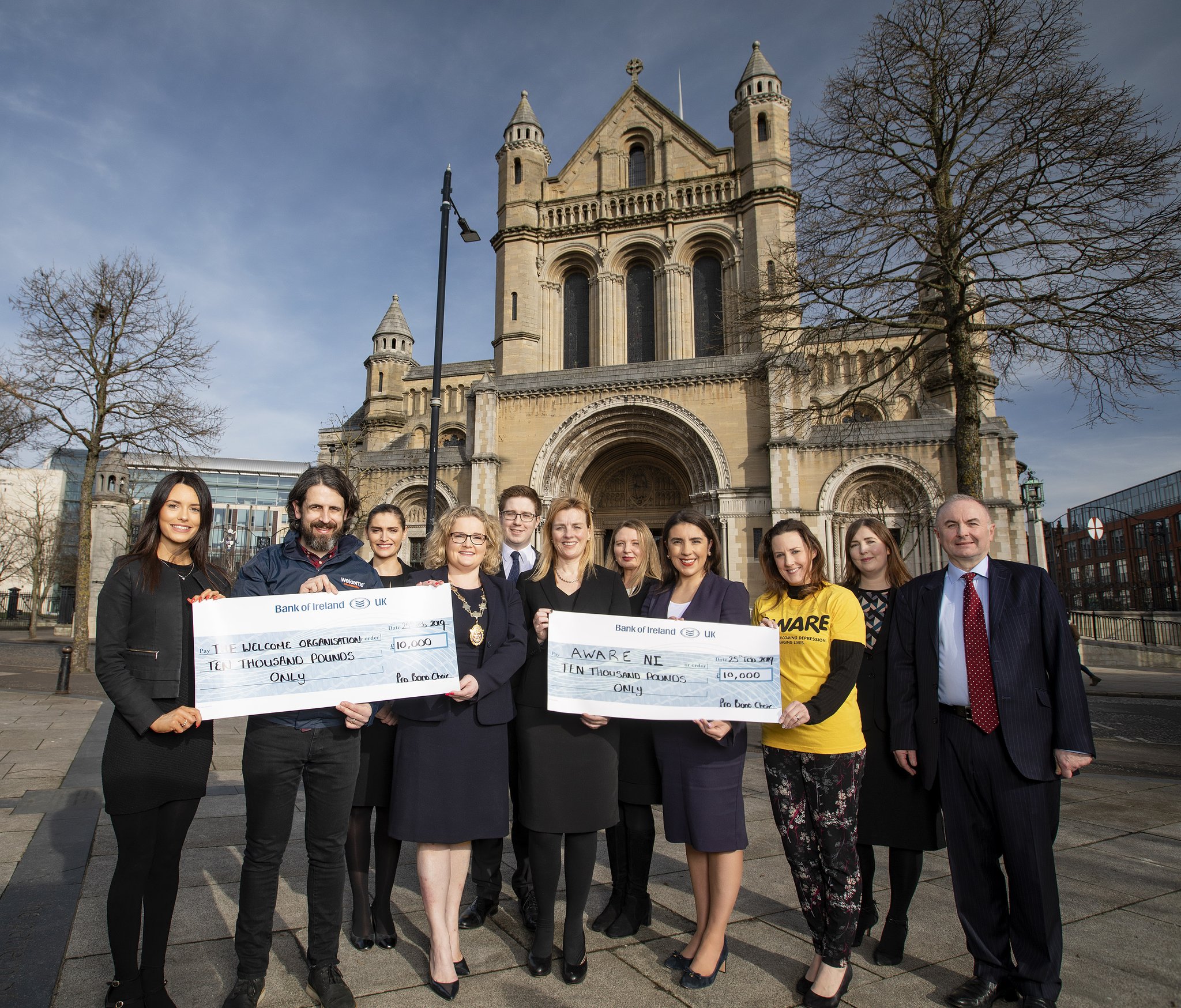 NI: #InPictures: Pro Bono Choir hands £20,000 to charities